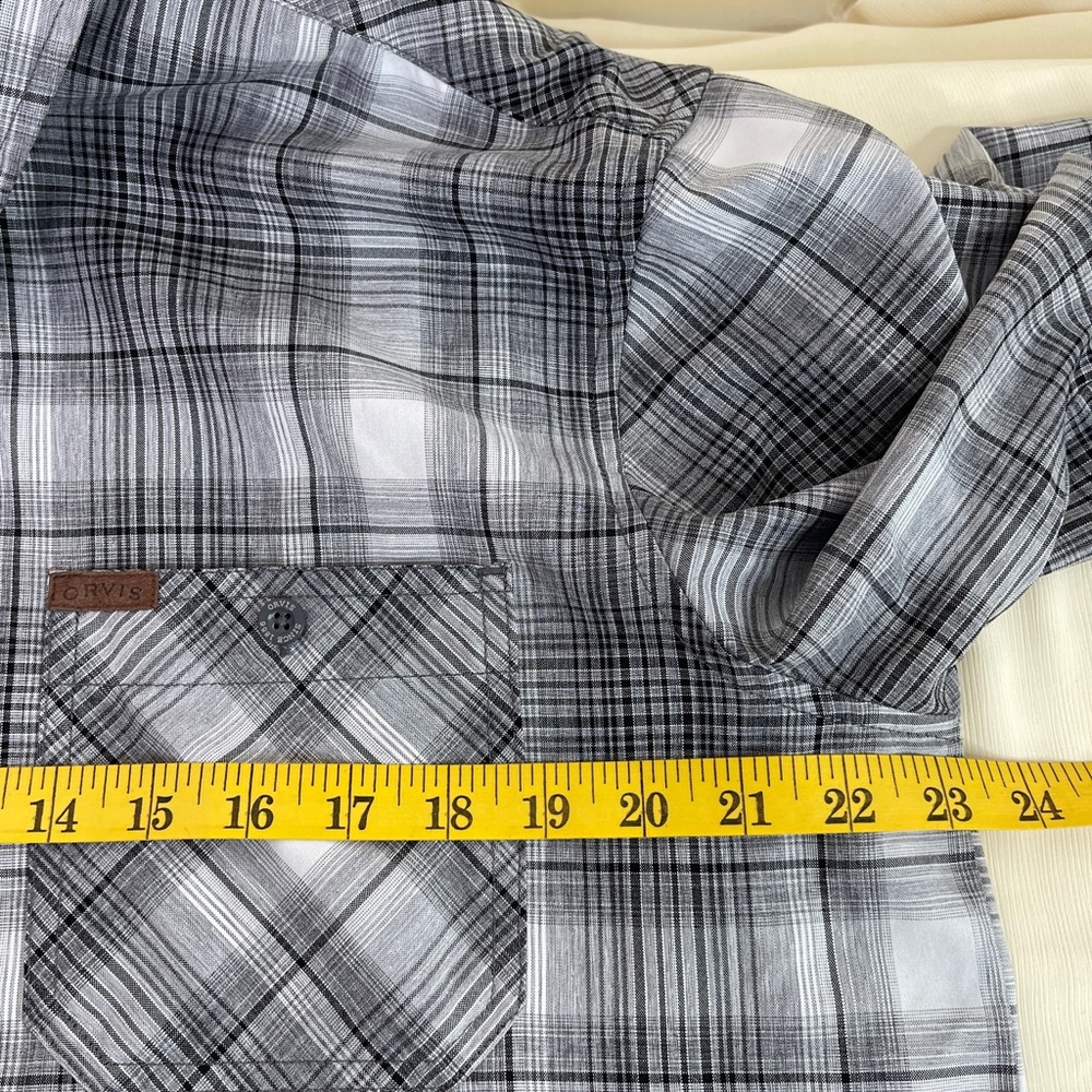 ORVIS Men’s Short Sleeve Black Gray & White Plaid Shirt Size L 100% Polyester - Picture 9 of 11